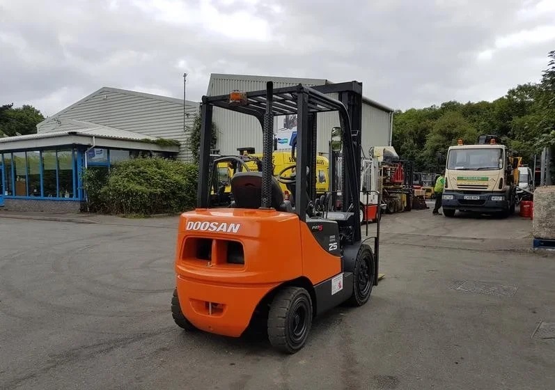 картинка Автопогрузчик Doosan D25S-5 Б/У 